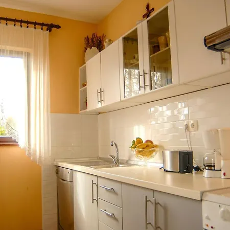 Seafront Saturn Appartement Preko